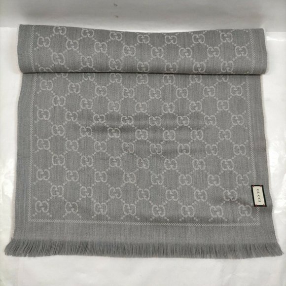 100% Authentic Gucci Scarf Grays Wool 100% - Picture 4 of 9